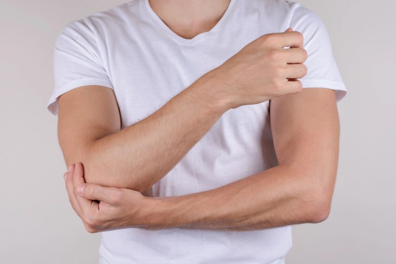 Auto-trattamento gomito, polso, mano e spalla